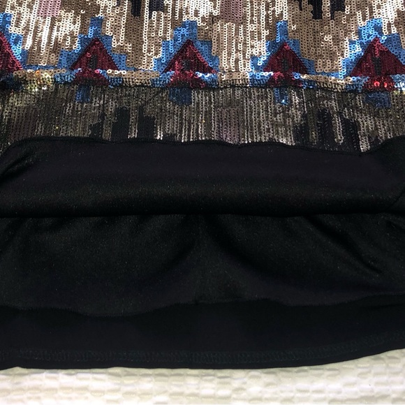 EVERY SMALL SIZE NWOT SEQUIN MINI 17 “ Arm to Arm X 35”top to bottom Back Black - Picture 6 of 9
